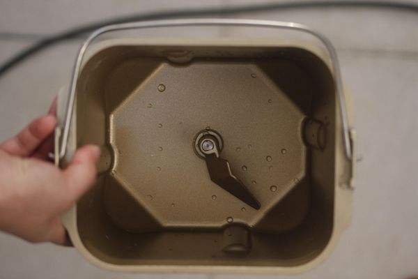 根据面包机搅拌力度挑选适合的面包机