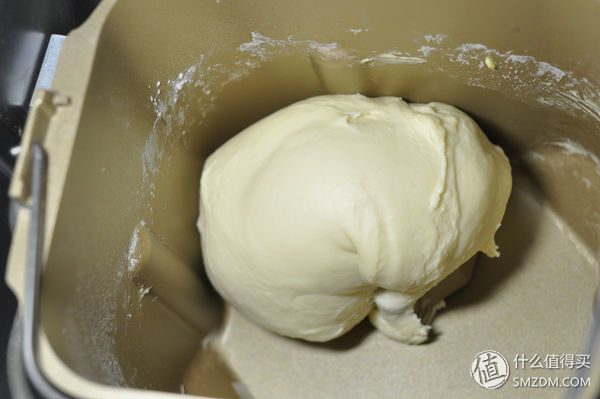 用便宜的面包机也能揉出手套膜！