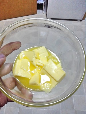 用面包机揉出手套膜的技巧-不用剪刀面包机出膜技巧