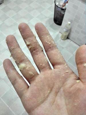 用面包机揉出手套膜的技巧-不用剪刀面包机出膜技巧