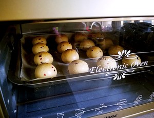 电烤箱烘焙食谱-蔓越莓恐龙蛋(麻薯面包)