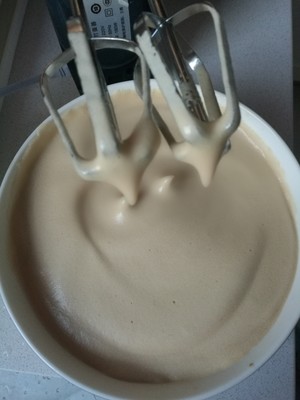 电烤箱烘焙食谱--红糖戚风蛋糕做法