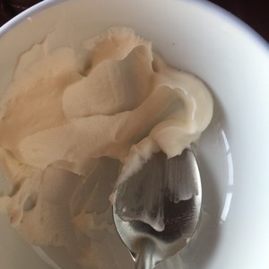 已打发淡奶油的处理方法