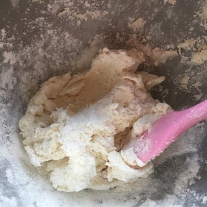 已打发淡奶油的处理方法