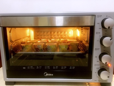 Midea/美的T3-L324B上下独立控温电烤箱好不好用?看评价就知道这烤箱如何!