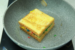 遇上彩虹，吃定“彩虹”——彩虹吐司