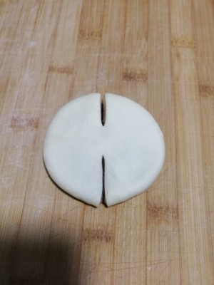 悠然花式豆沙面包