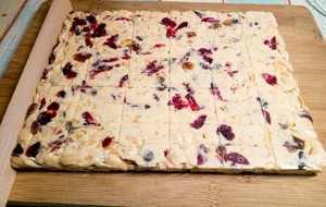 蔓越莓花生牛轧糖制作方法