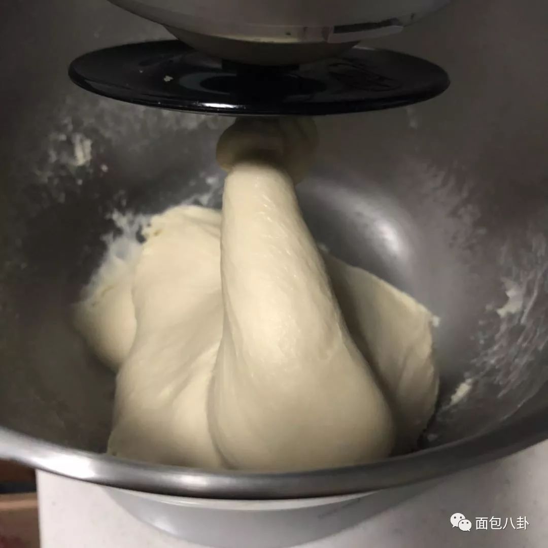 做面包一定要揉出膜吗？