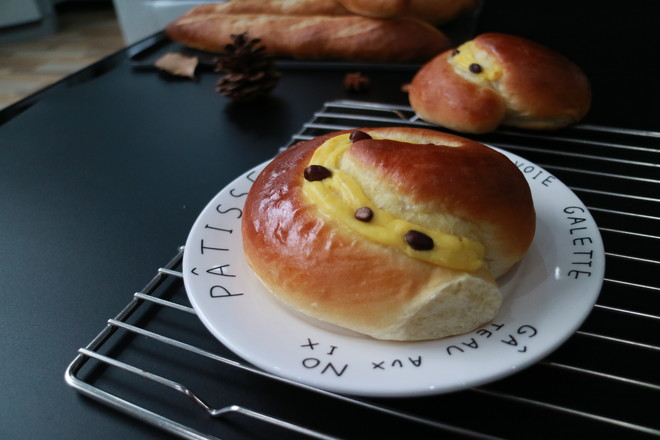 超软乳酪蜜蜜豆软欧包制作方法