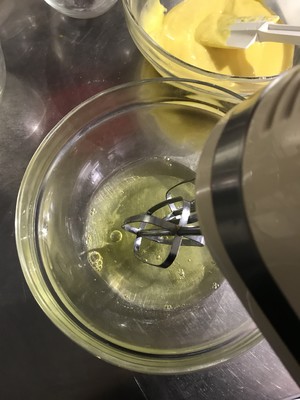 堂妈的酸奶戚风蛋糕制作方法