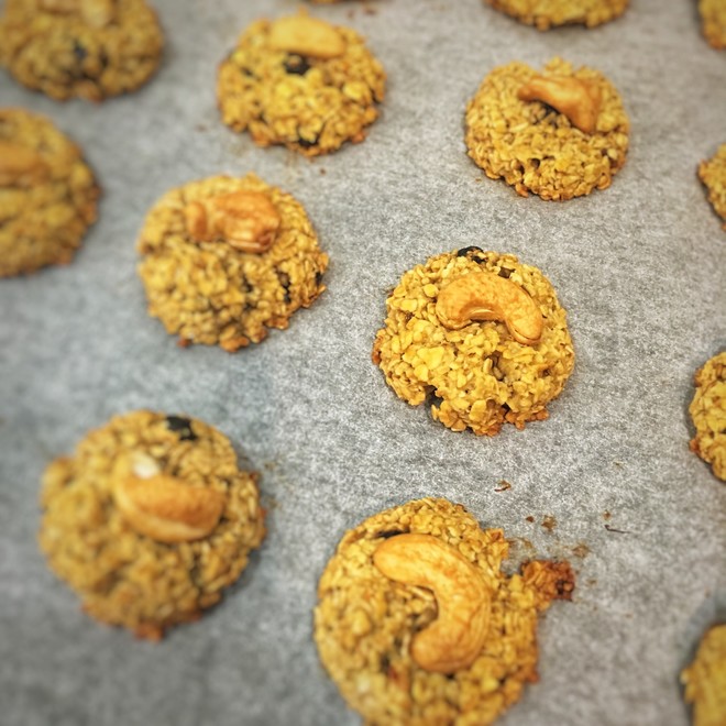 豪华香蕉燕麦饼(附捏饼小技巧） 制作方法