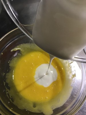 堂妈的酸奶戚风蛋糕制作方法