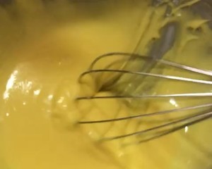 戚风蛋糕制作方法