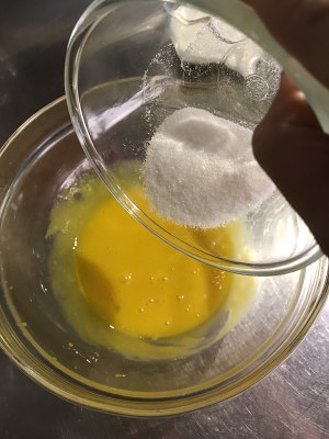 堂妈的酸奶戚风蛋糕制作方法