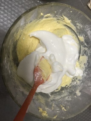 葡萄干黄油戚风纸杯制作方法