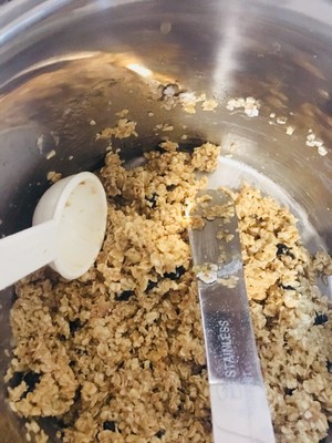 豪华香蕉燕麦饼(附捏饼小技巧） 制作方法