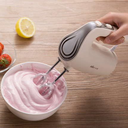 零基础烘焙入门：烘焙用的电动打蛋器和手动打蛋器怎么挑选？