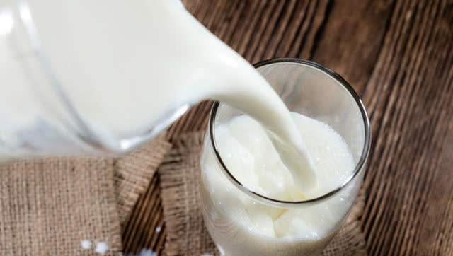 在烘焙过程中，一般是用什么牛奶好？