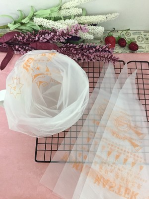 彩虹蛋糕卷胚 制作方法