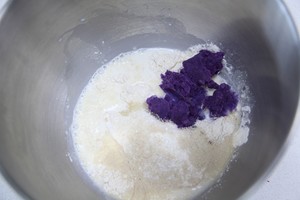 低脂健康的紫薯面包 制作方法