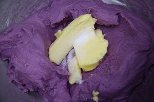 低脂健康的紫薯面包 制作方法