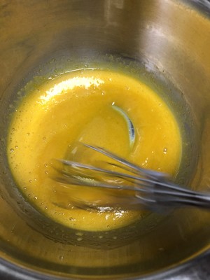 酸奶戚风蛋糕 制作方法