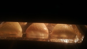 三角奶黄包 制作方法