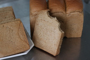 100%纯全麦吐司 制作方法