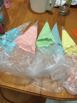 彩虹蛋糕卷胚 制作方法