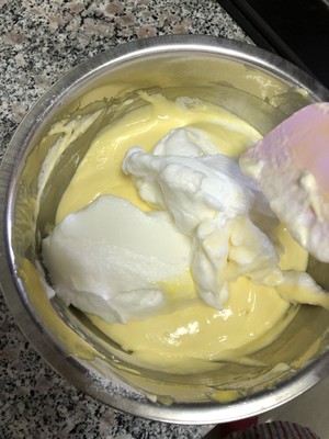 酸奶戚风蛋糕 制作方法