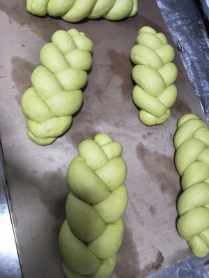 抹茶蜜豆蔓越莓面包  制作方法