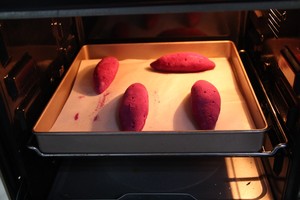 低脂健康的紫薯面包 制作方法