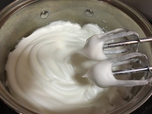 8寸戚风蛋糕 制作方法