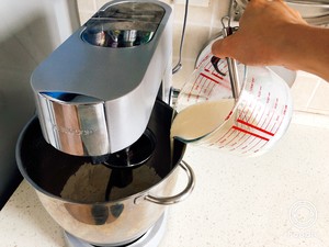 椰浆卡仕达馅小面包 制作方法