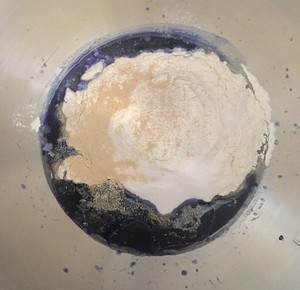 蓝色乡村面包 制作方法