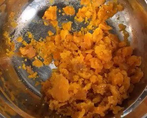 咸蛋黄红豆沙面包 制作方法