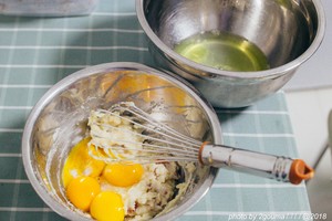 蜜桃戚风蛋糕，制作方法