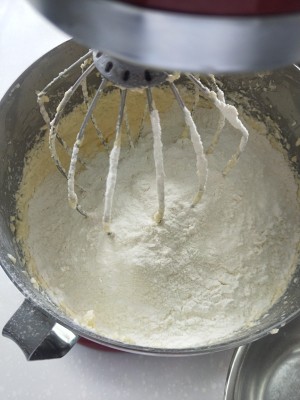 杏仁纸杯蛋糕 制作方法