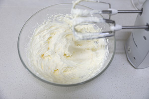 抹茶红豆毛巾卷  制作方法