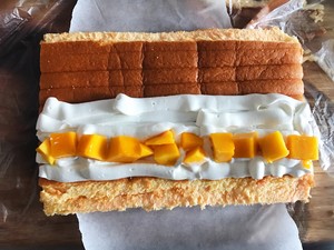 芒果牛乳蛋糕卷 制作方法