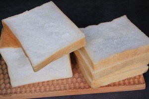蛋清鲜奶吐司 制作方法
