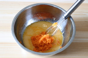 胡萝卜猫爪蛋糕 制作方法