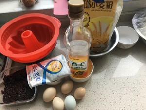 8寸蜜豆萨瓦林蛋糕（低糖低油版）  制作方法