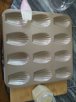 焦糖玛德琳–附脱模膏的制作方法