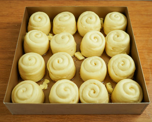 蜂蜜脆底小面包 制作方法