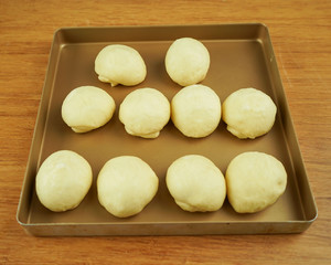 蜂蜜脆底小面包 制作方法