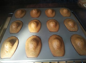 焦糖玛德琳–附脱模膏的制作方法