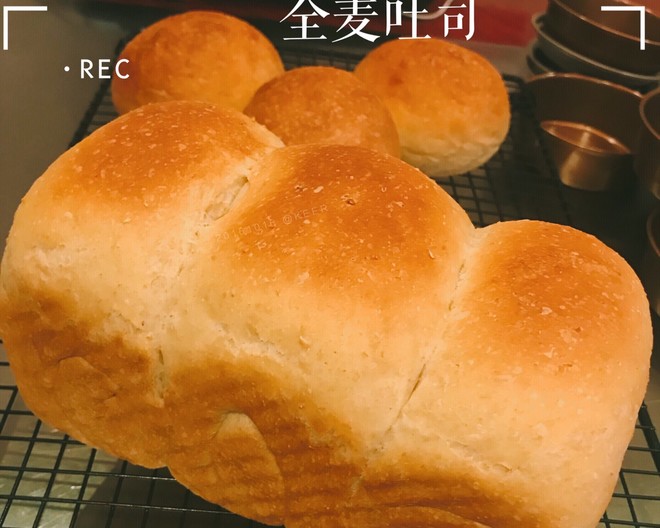 全麦吐司（适合做三明治）  制作方法