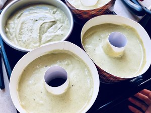 抹茶红豆戚风蛋糕 制作方法